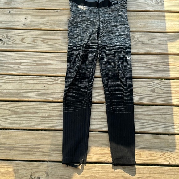 🍍NIKE PRO WITH STIR UPS🍍sz Xl - Picture 1 of 4